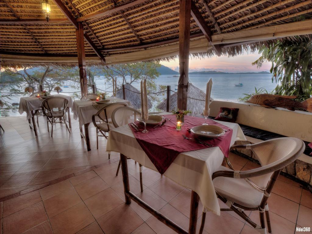 Auberge Le Maki Lodge Ampangorinana ภายนอก รูปภาพ